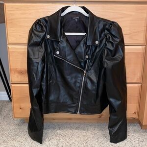 Mittoshop Women’s Faux Leather Moto Jacket. Size Large. NEW